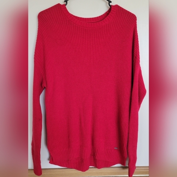 Hollister Women's Red Long Sleeve Knit Crewneck Sweater Size Small - Picture 1 of 5